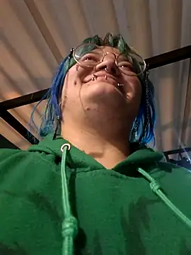 lucky-leah online show from March 2026 03:56:04 AM