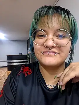 lucky-leah online show from July 2026 03:18:02 AM