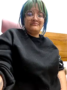 lucky-leah online show from March 2026 03:47:02 AM