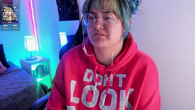 lucky-leah online show from March 2026 04:13:01 AM