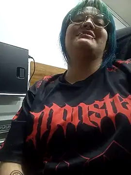 lucky-leah online show from May 2026 03:37:01 AM