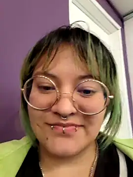 lucky-leah online show from September 2025 03:54:01 AM