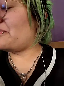 lucky-leah online show from September 2025 04:07:02 AM