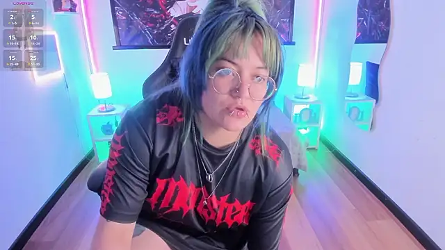 lucky-leah online show from February 2026 04:12:01 AM