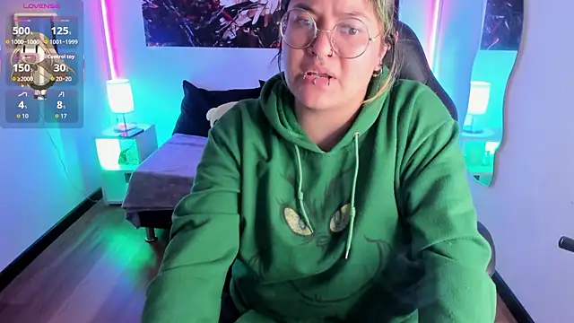 lucky-leah online show from November 2025 04:16:02 AM