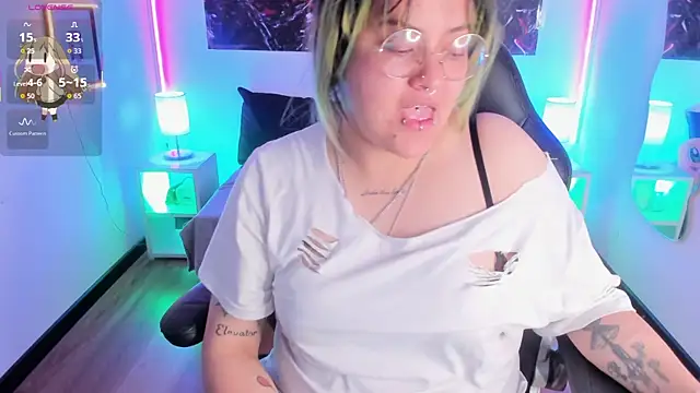 lucky-leah online show from November 2025 04:40:02 AM