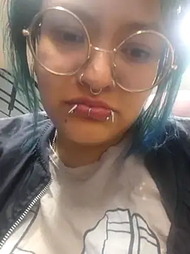 lucky-leah online show from June 2026 03:45:02 AM