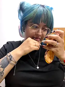 lucky-leah online show from February 2026 04:20:02 AM