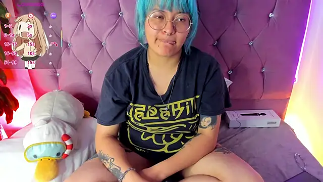 lucky-leah online show from February 2025 06:19:01 AM