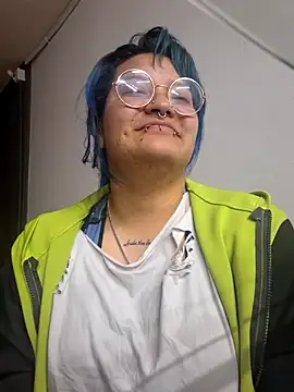 lucky-leah online show from May 2026 03:54:02 AM