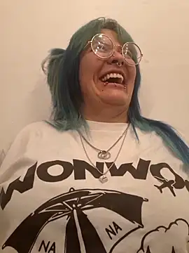 lucky-leah online show from March 2026 03:35:02 AM