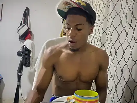 andrews2399 online show from September 2025 01:16:02 AM