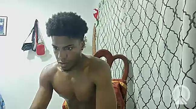 andrews2399 online show from March 2025 06:47:02 PM