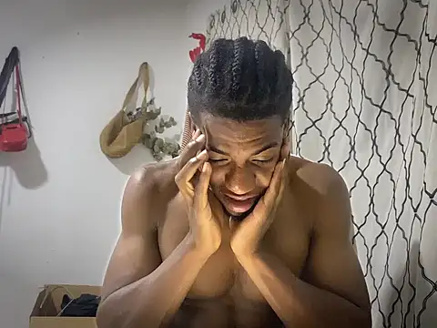 andrews2399 online show from October 2025 04:32:02 PM