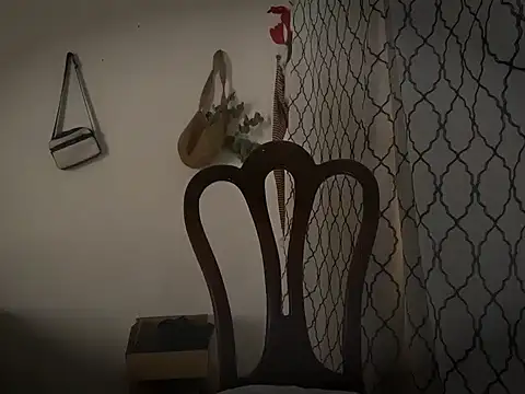 andrews2399 online show from October 2025 05:04:02 PM