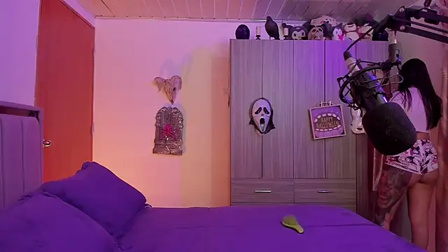 Snapshot of Kayla_foxxy chatting on October 2025 05:39:02 AM Kayla foxxy online show from October 2025 05:39:02 AM