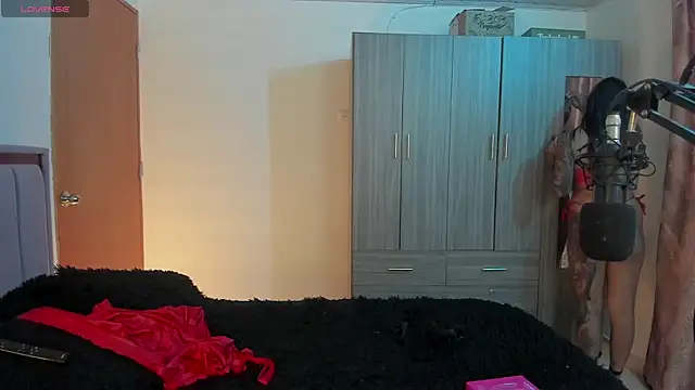 Kayla foxxy online show from September 2025 05:30:01 AM