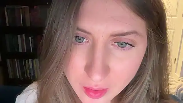 YUMIandbigWOLF online show from February 2025 06:43:02 AM