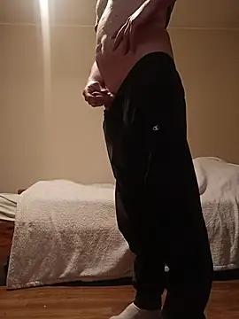 niesmialy39oon online show from February 2026 09:25:01 PM