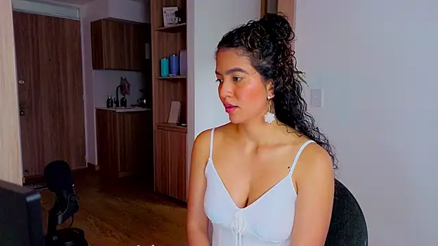 arteverena online show from April 2026 05:51:01 PM