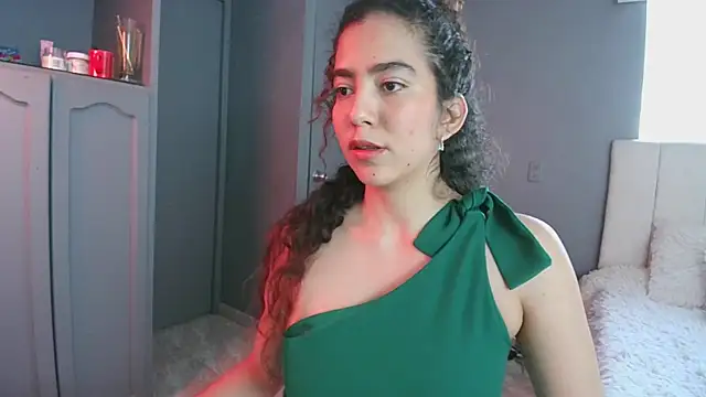 Snapshot of arteverena chatting on March 2025 09:11:02 PM arteverena online show from March 2025 09:11:02 PM