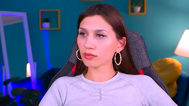 Snapshot of MollyPerry chatting on January 2025 01:10:02 AM MollyPerry online show from January 2025 01:10:02 AM