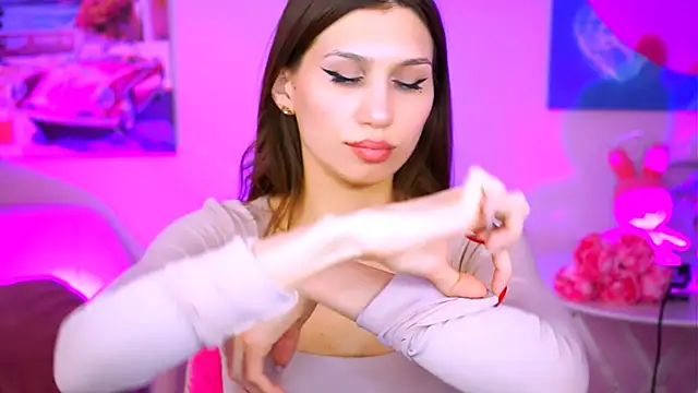 Snapshot of MollyPerry chatting on January 2025 07:10:02 PM MollyPerry online show from January 2025 07:10:02 PM