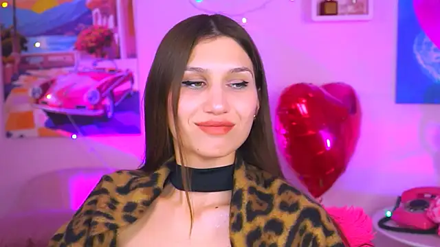 Snapshot of MollyPerry chatting on February 2025 07:21:02 PM MollyPerry online show from February 2025 07:21:02 PM