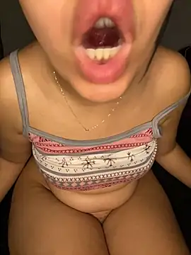 Snapshot of aya12aya chatting on February 2025 07:24:02 PM aya12aya online show from February 2025 07:24:02 PM