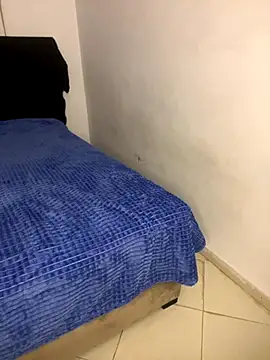 Snapshot of aya12aya chatting on September 2025 01:10:02 AM aya12aya online show from September 2025 01:10:02 AM