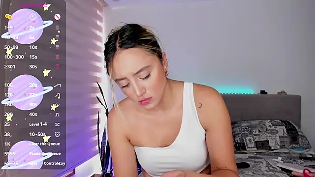 April se online show from January 2025 09:42:01 PM