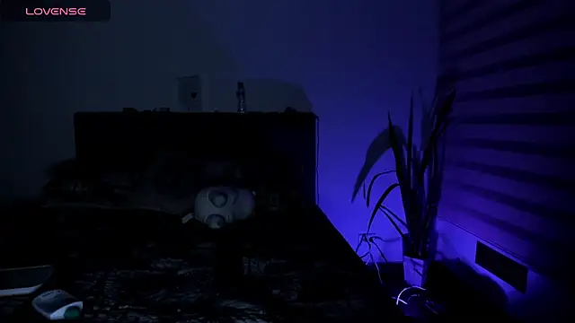 April se online show from February 2025 01:56:01 AM