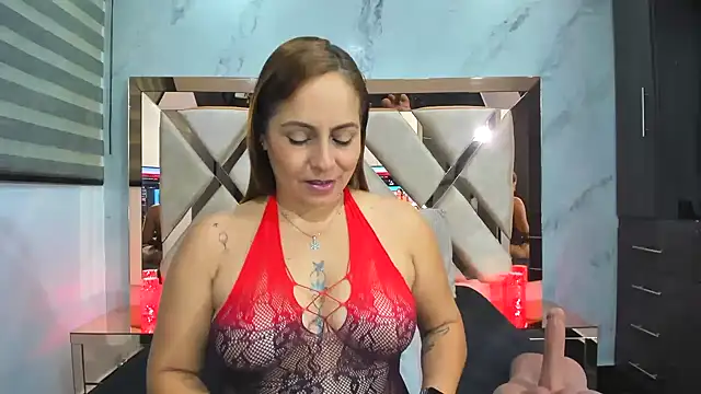 Susy wisee online show from September 2025 04:06:02 AM