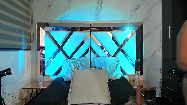 Susy wisee online show from April 2026 03:40:02 AM