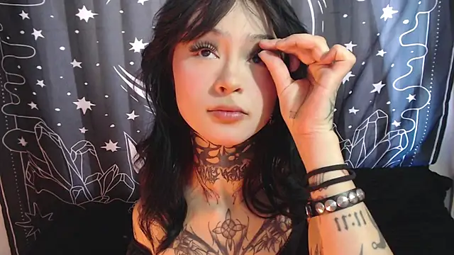 Isabella  dark online show from January 2025 08:19:02 PM