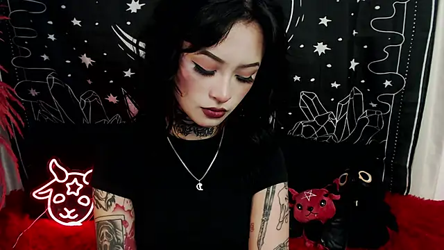 Isabella  dark online show from March 2025 11:47:02 PM