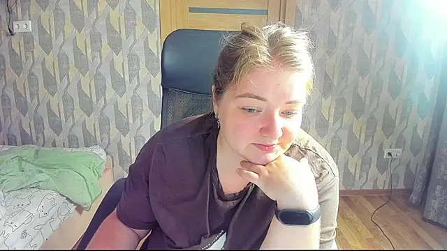 valery1610 online show from July 2026 01:30:02 PM