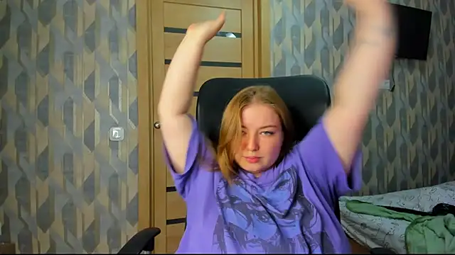 valery1610 online show from June 2026 04:41:01 PM