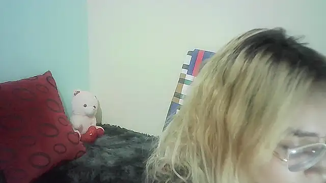 JuliaMack online show from January 2025 02:49:02 AM