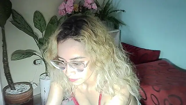 JuliaMack online show from January 2025 09:26:02 PM