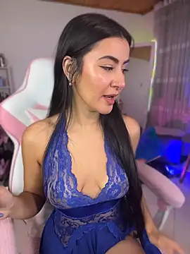 Snapshot of Violetta_kim1 chatting on May 2026 12:19:01 PM Violetta kim1 online show from May 2026 12:19:01 PM