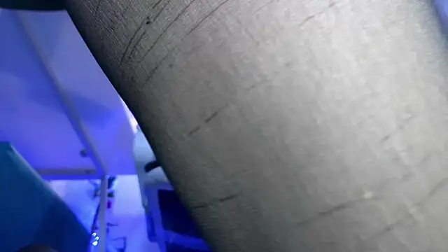 Snapshot of SUZZET_22 chatting on December 2025 02:26:02 PM SUZZET 22 online show from December 2025 02:26:02 PM