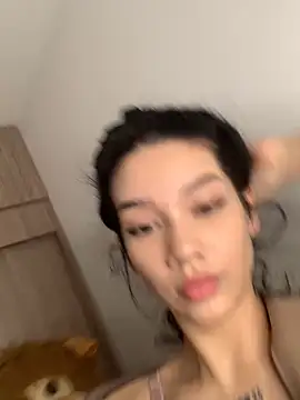 Ambar R0SSE online show from February 2025 12:41:02 AM