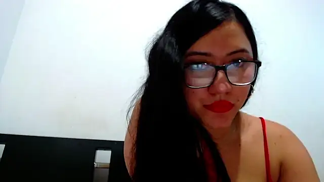 LuciaTomson online show from February 2026 07:12:01 PM