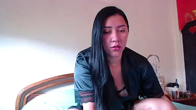 LuciaTomson online show from April 2026 02:18:01 PM