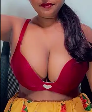 SLteena online show from April 2026 04:14:02 AM