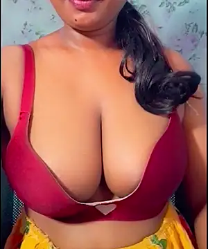 SLteena online show from May 2026 03:28:02 AM