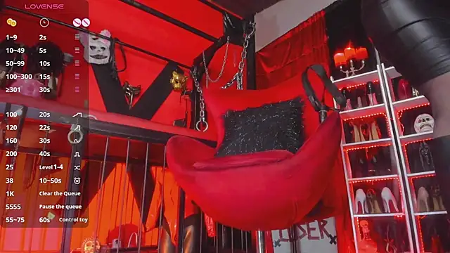 Snapshot of MistressAndre chatting on July 2026 08:31:01 PM MistressAndre online show from July 2026 08:31:01 PM