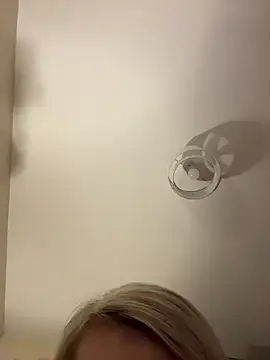 Snapshot of xxcurvyjessiexx chatting on November 2025 08:31:02 PM xxcurvyjessiexx online show from November 2025 08:31:02 PM