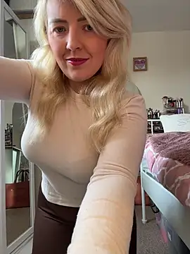 xxcurvyjessiexx online show from February 2026 12:40:02 PM